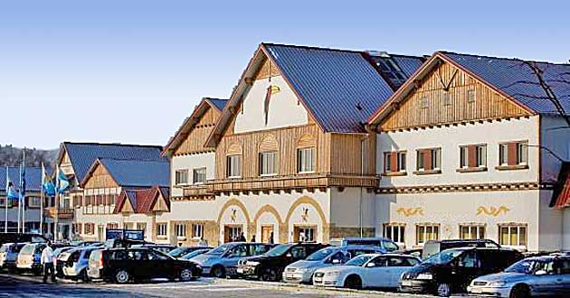 Oster-Kurzurlaub mit Skiurlaub in Europas grter Indoor-Wintersporthalle. Urlaub ber Ostern in Mecklenburg MV