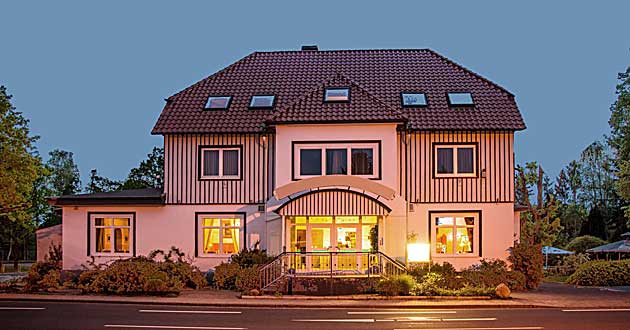 Urlaub ber Ostern in der Lneburger Heide bei Celle zwischen Winsen, Wietze, Celle, Nienhagen, Burgwedel, Wedemark, Wathlingen, Bergen, Lachendorf, Hermannsburg, Burgdorf, Hannover, Faberg, Walsrode und Gifhorn.