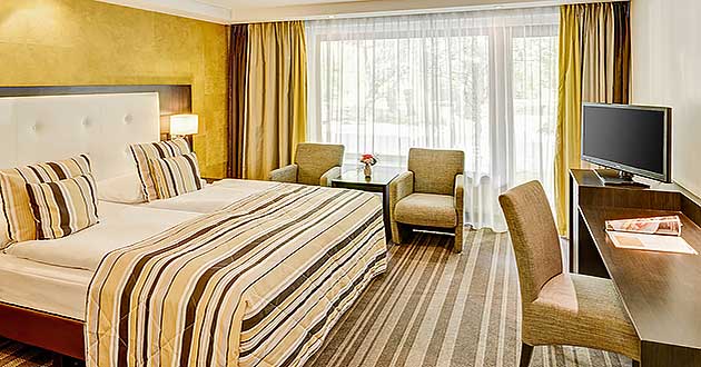 Urlaub �ber Ostern in Moers am Niederrhein, Osterurlaub am Rand des Ruhrgebiets zwischen Duisburg, Krefeld, Oberhausen, M�lheim an der Ruhr, Bottrop, D�sseldorf, Essen, Gelsenkirchen, Herne und Bochum