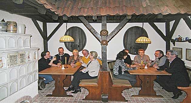 Urlaub ber Ostern in Bad Sobernheim Nahe. Oster-Kurzurlaub in einem groen Park am Hotel.