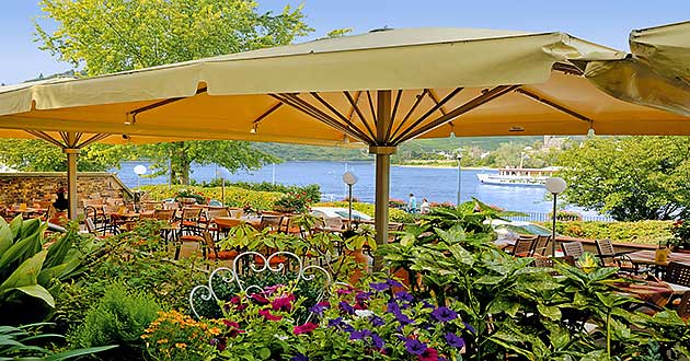 Urlaub ber Ostern in Boppard am Rhein, Osterkurzreise im Rheintal, inmitten vom UNESCO-Weltkulturerbe Mittelrhein