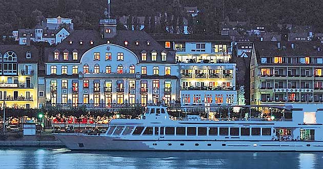 Urlaub ber Ostern direkt am Rheinufer. Osterkurzreise in Boppard am Rhein, ca. 100 m zur Altstadt und Fugngerzone, inmitten vom UNESCO-Weltkulturerbe Mittelrhein, im romantischen Rheintal.