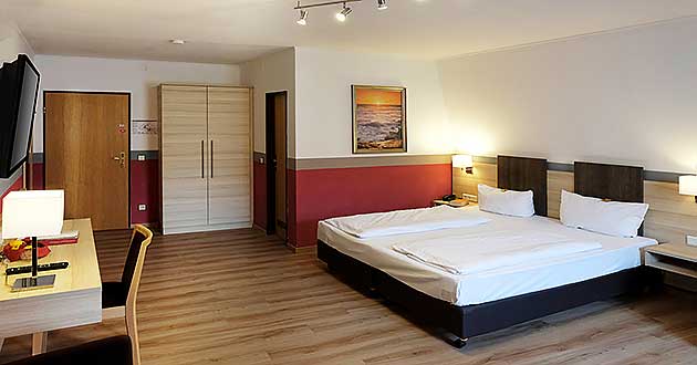 Urlaub über Ostern in Franken, Osterurlaub in Dinkelsbühl im Fränkischen Seenland, zwischen Feuchtwangen, Nördlingen, Ansbach, Rothenburg ob der Tauber und Nürnberg